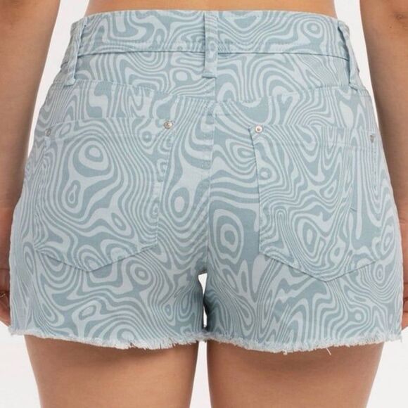 RSQ Marble swirl patterned retro jean shorts - Picture 3 of 6